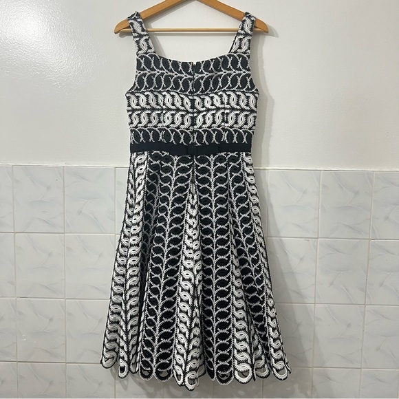 Alex Marie Women 4 Classic Cocktail Black White Embroidered Retro Vintage Dress - Picture 8 of 13